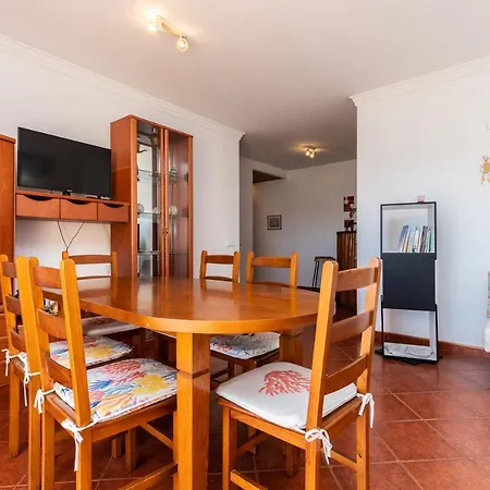 Appartement Front View Flat *