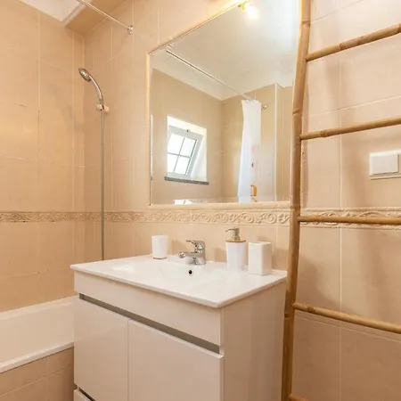 アパート Front View Flat